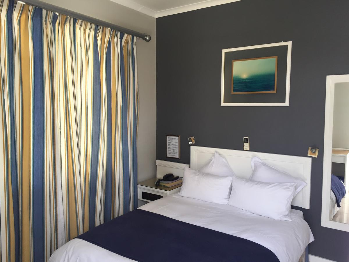 Casa Mia Hotel Walvis Bay Bagian luar foto