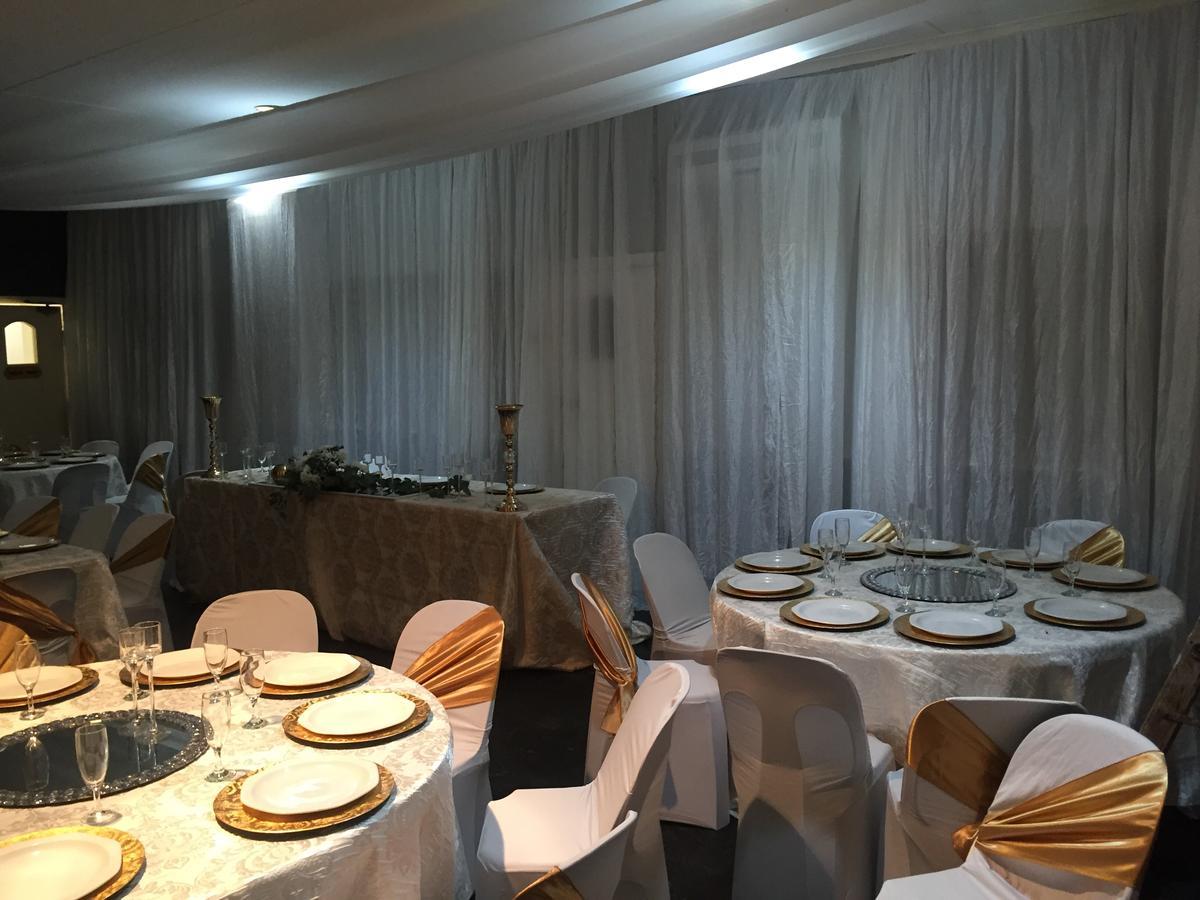Casa Mia Hotel Walvis Bay Bagian luar foto